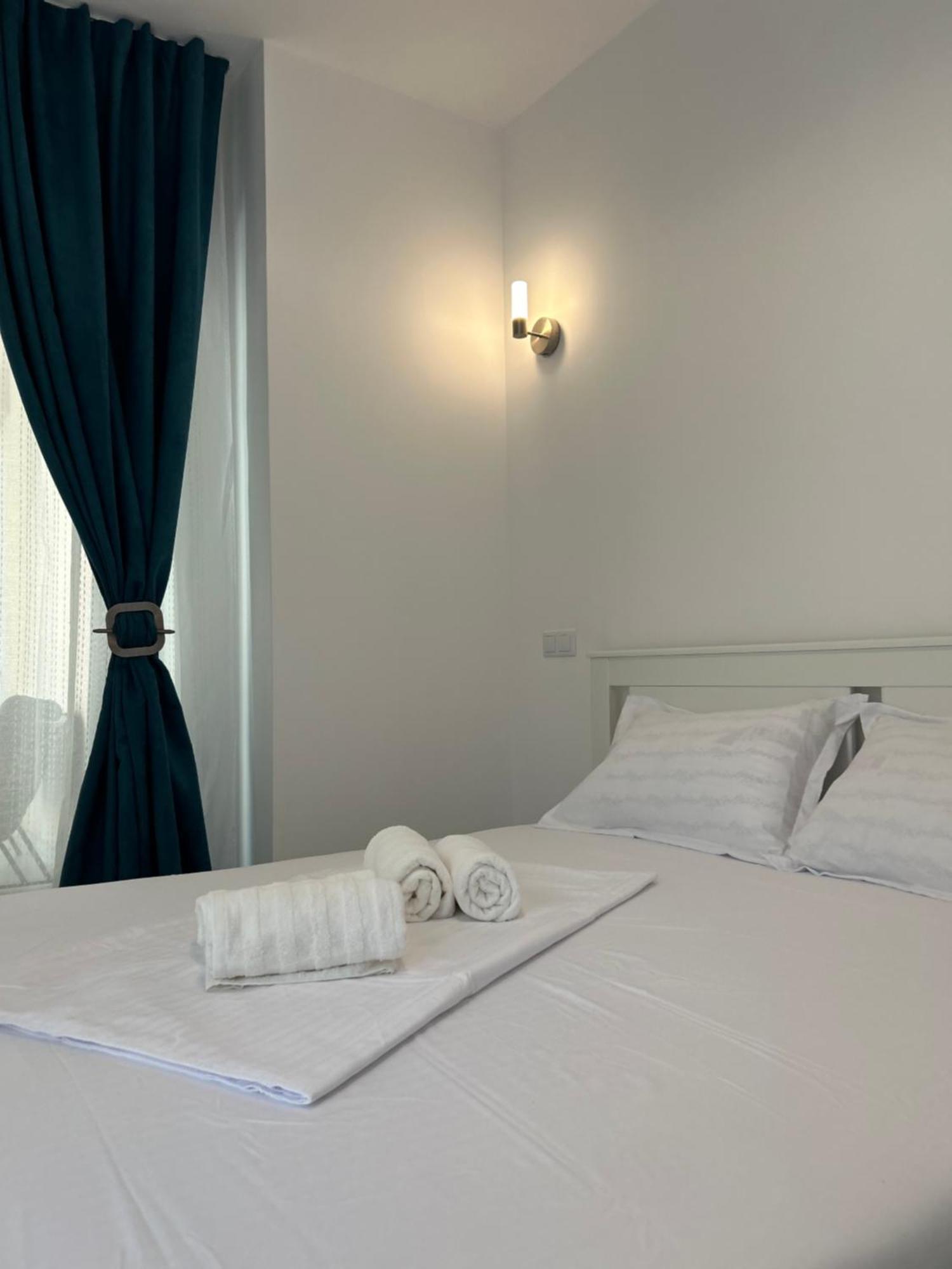 Residence Toscana#9 New Otopeni Exterior foto